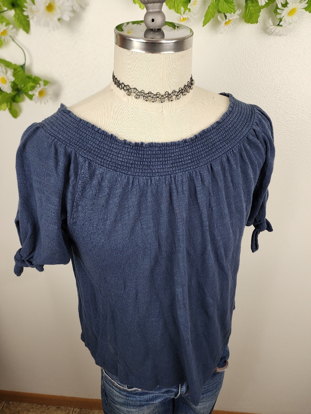 Roxy Navy Off-Shoulder Smocked Top Sz Small